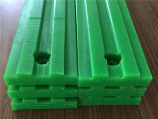 升降機(jī)用鏈條導(dǎo)軌